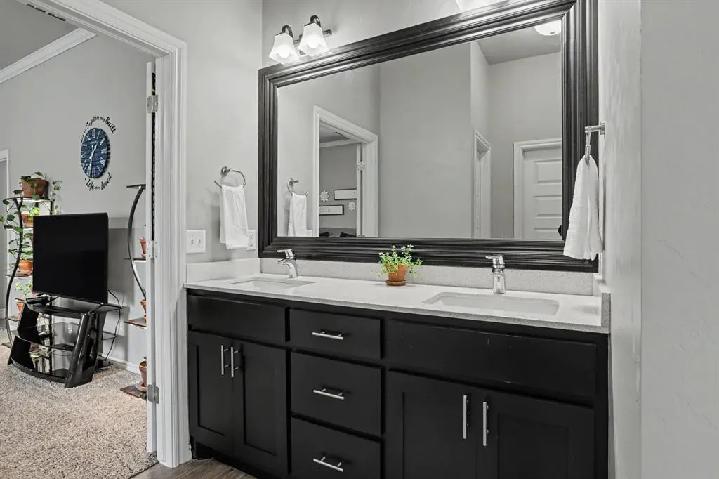 Photo 12 — 908 NW 186th Street, Edmond, OK 73012