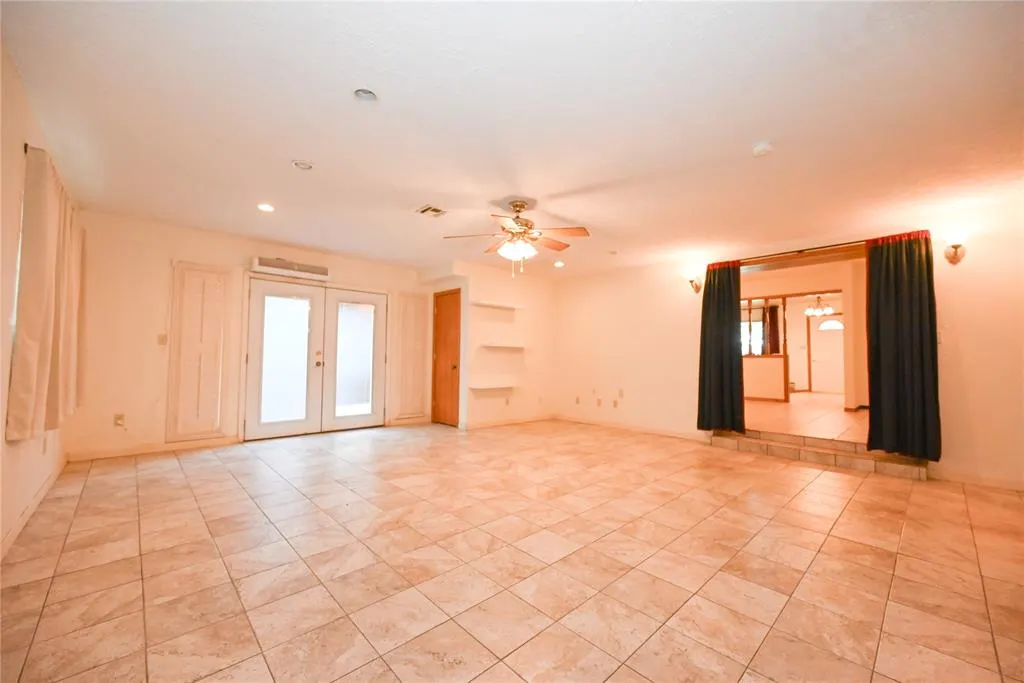 Photo 17 — 27 Shannon Drive, Chickasha, OK 73018