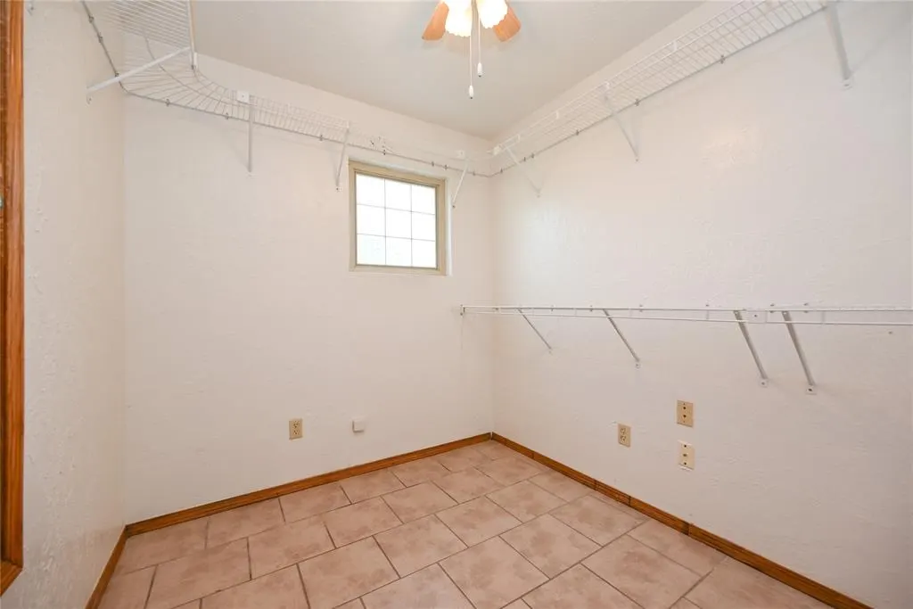 Photo 22 — 27 Shannon Drive, Chickasha, OK 73018