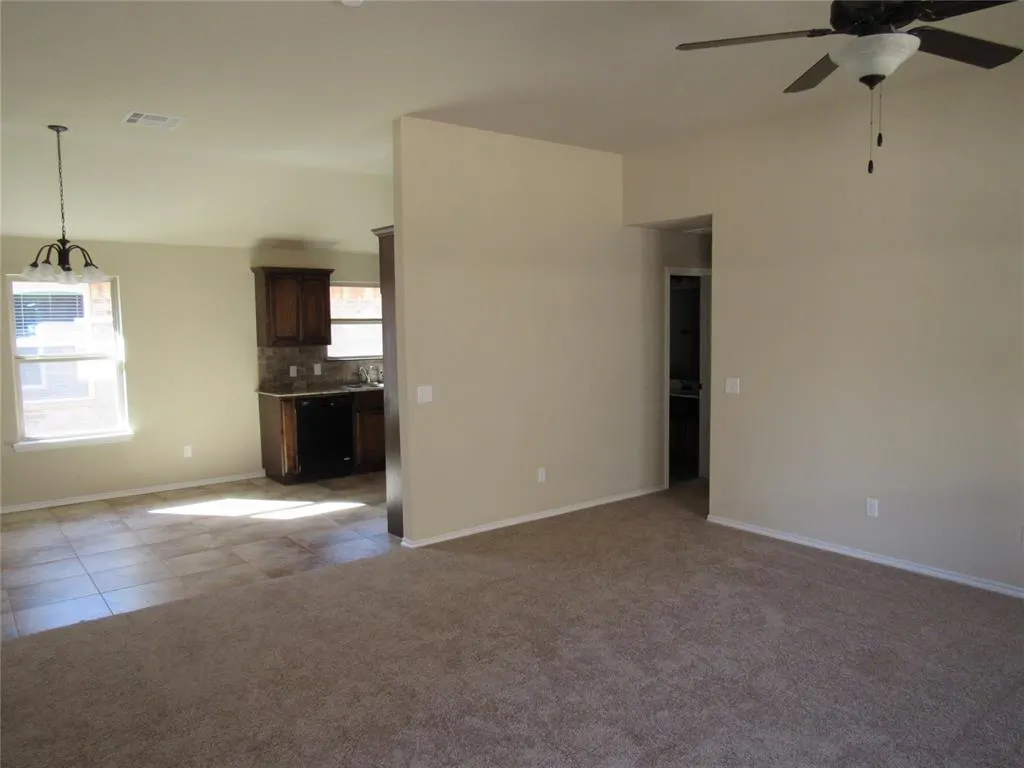 Photo 2 — 2321 NW 199th Street, Edmond, OK 73012