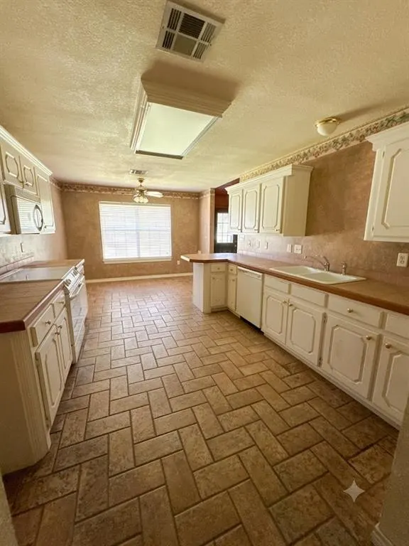 Photo 5 — 1075 N 4285 Road, Hugo, OK 74743