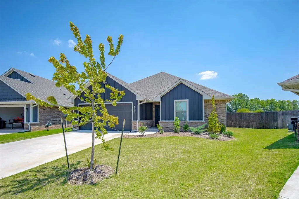 Photo 3 — 4013 Lleyton Drive, Norman, OK 73072