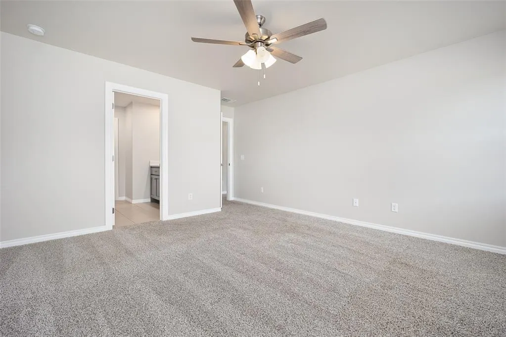 Photo 14 — 4013 Lleyton Drive, Norman, OK 73072