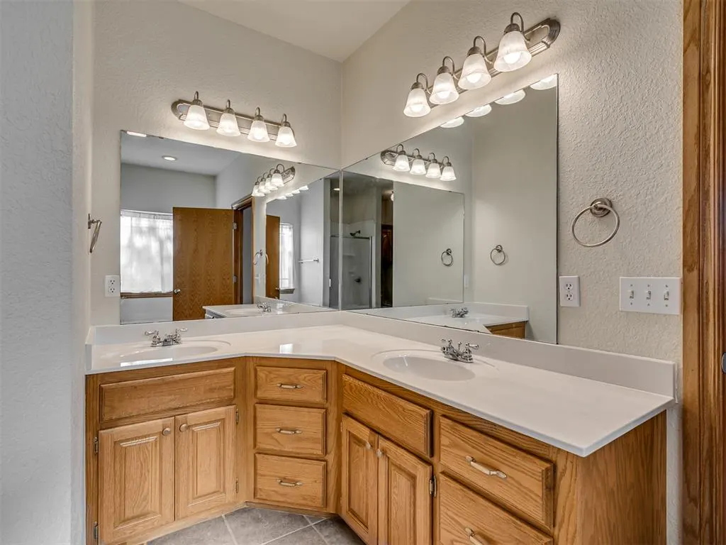 Photo 18 — 20200 SE 43rd Street, Harrah, OK 73045