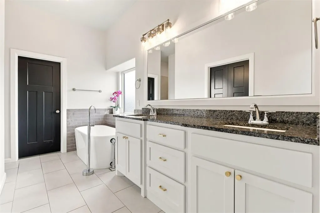 Photo 20 — 15900 Langley Way, Edmond, OK 73013
