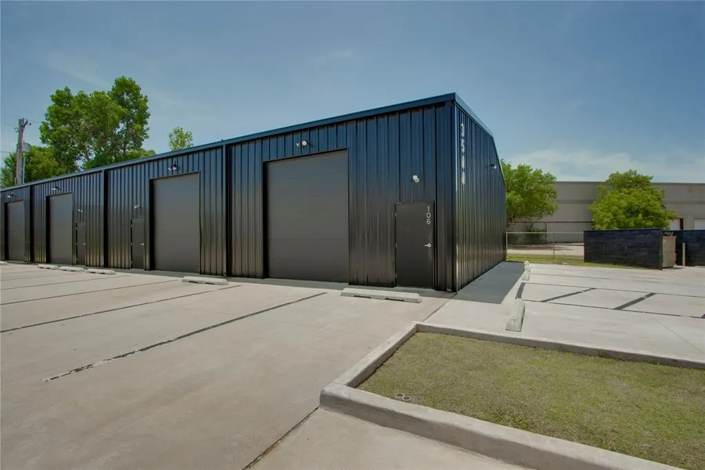 Photo 2 — 3500 Wellsite Drive 200, Norman, OK 73069