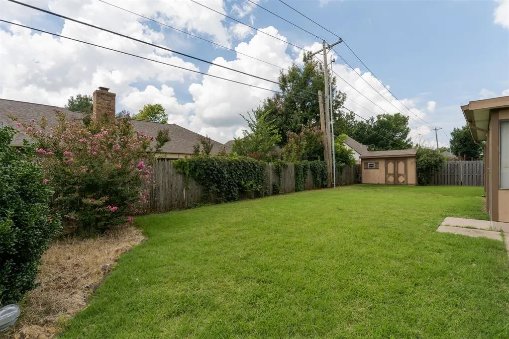 Photo 11 — 2624 SW 111th Street, Oklahoma City, OK 73170