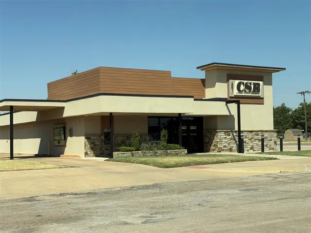 Photo 5 — 205 S Main Street, Cashion, OK 73016