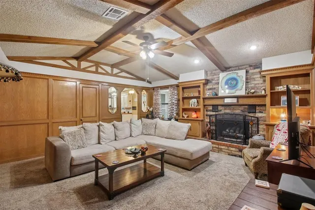 Photo 6 — 1209 NE 6th Street, Moore, OK 73160