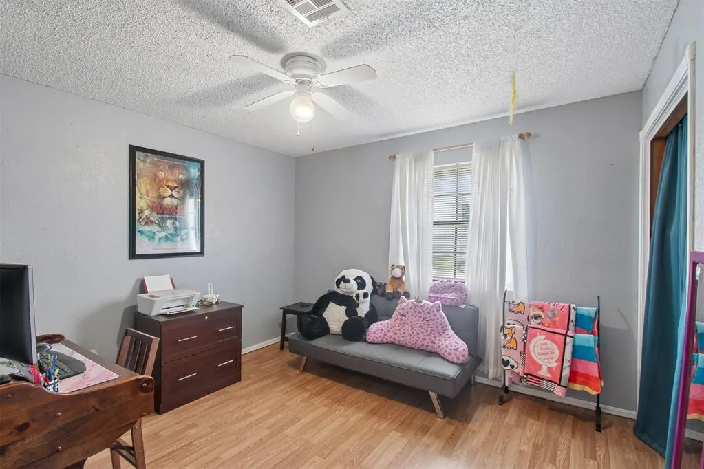 Photo 19 — 1209 NE 6th Street, Moore, OK 73160