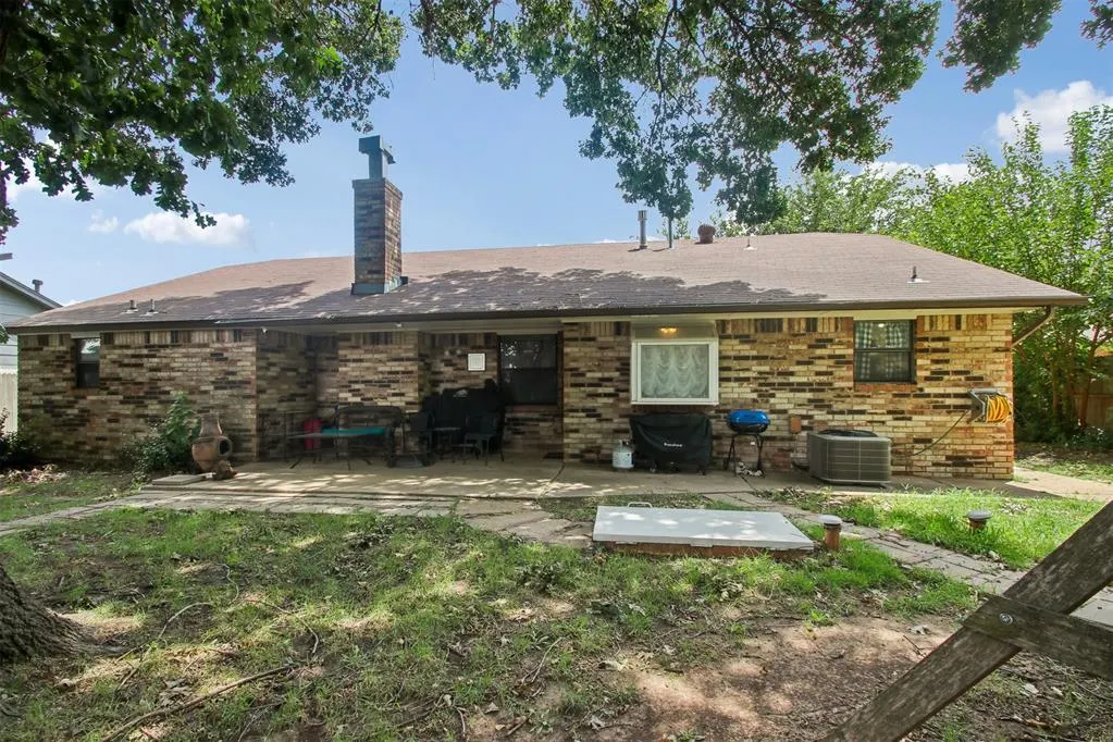 Photo 25 — 1209 NE 6th Street, Moore, OK 73160