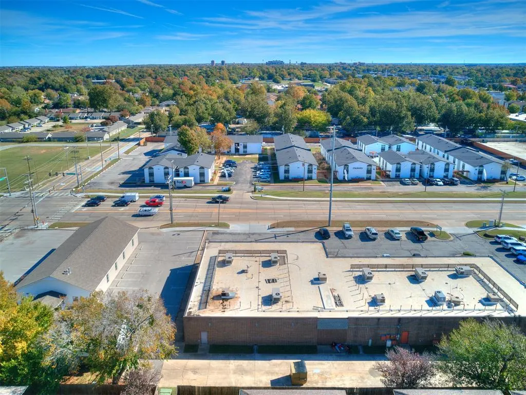 Photo 15 — 920 SW 24th Avenue 920, Norman, OK 73069