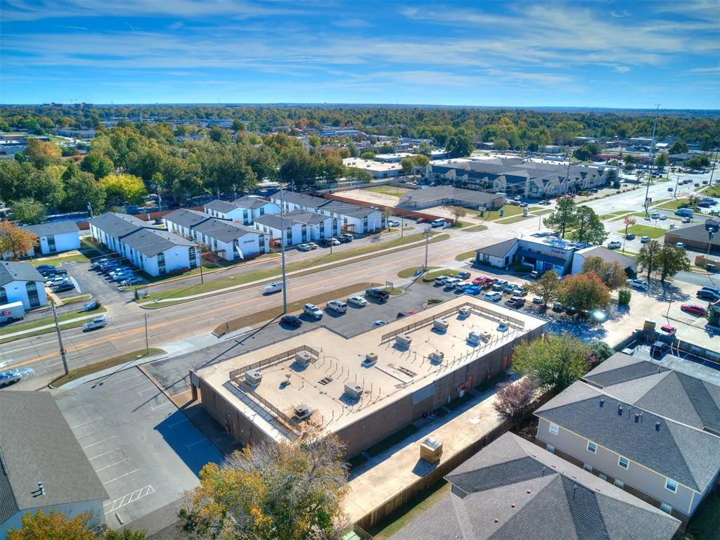 Photo 16 — 920 SW 24th Avenue 920, Norman, OK 73069