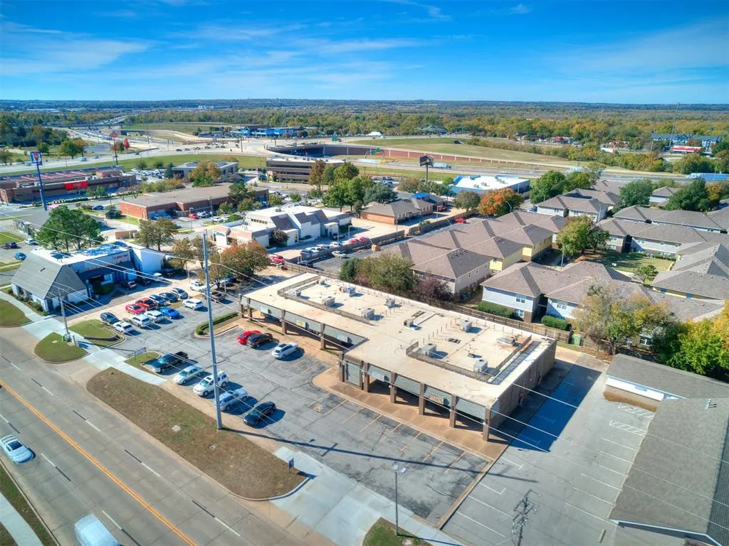 Photo 19 — 920 SW 24th Avenue 920, Norman, OK 73069