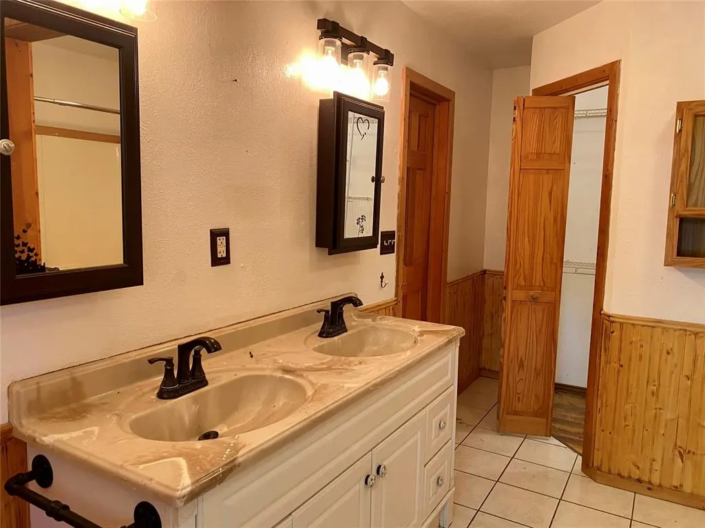 Photo 14 — 3927 Rocky Ridge Road, Ponca City, OK 74640