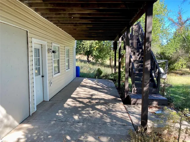 Photo 3 — 3927 Rocky Ridge Road, Ponca City, OK 74640