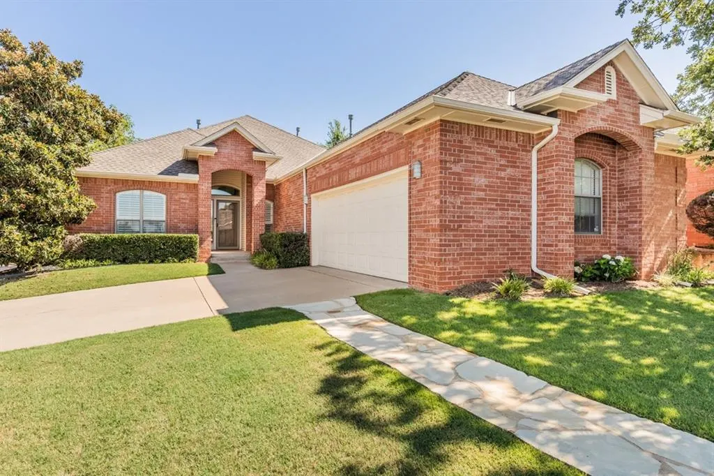 Front exterior — 4001 NE 138th Terrace, Edmond, OK 73013