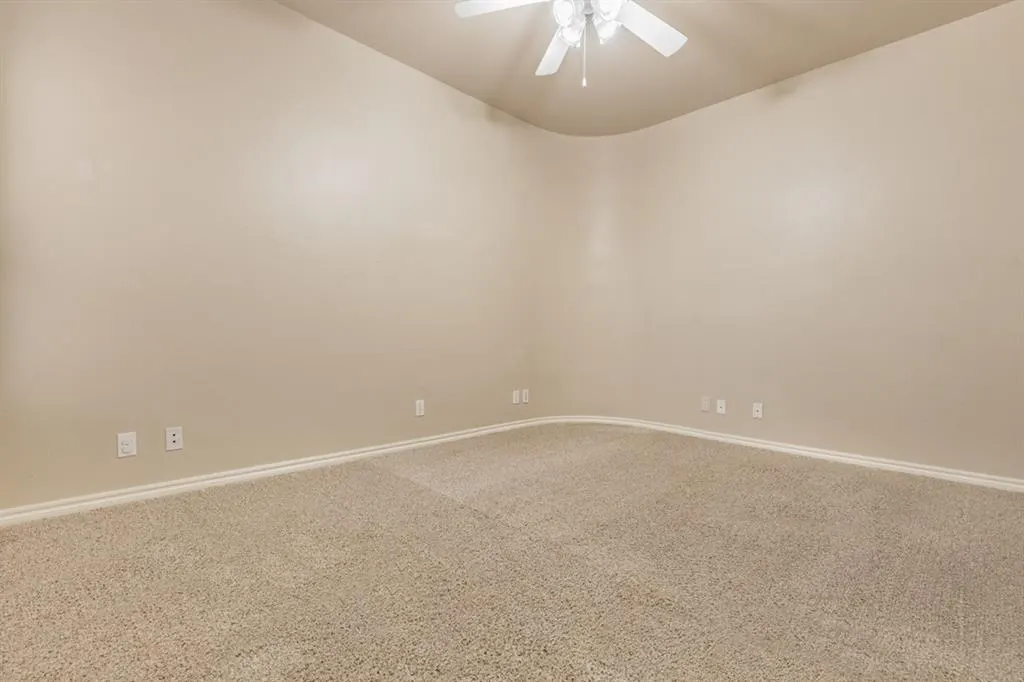 Photo 13 — 4001 NE 138th Terrace, Edmond, OK 73013