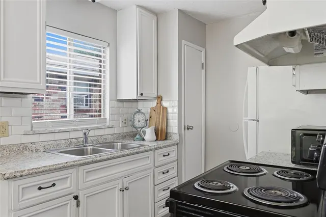 Photo 6 — 905 Craig Drive, Oklahoma City, OK 73160