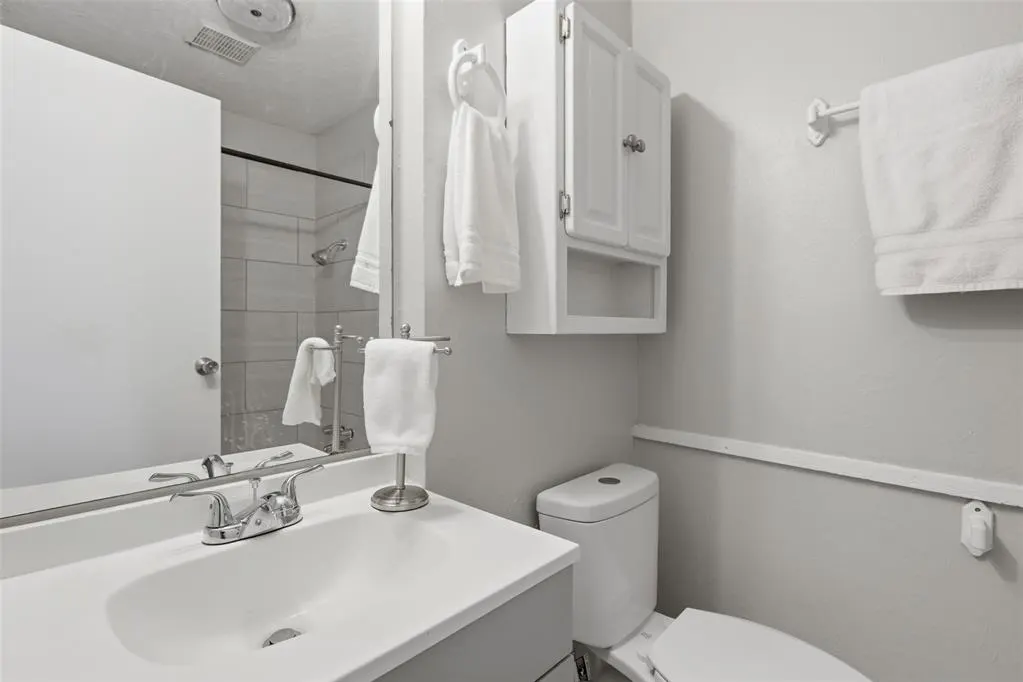 Photo 15 — 905 Craig Drive, Oklahoma City, OK 73160