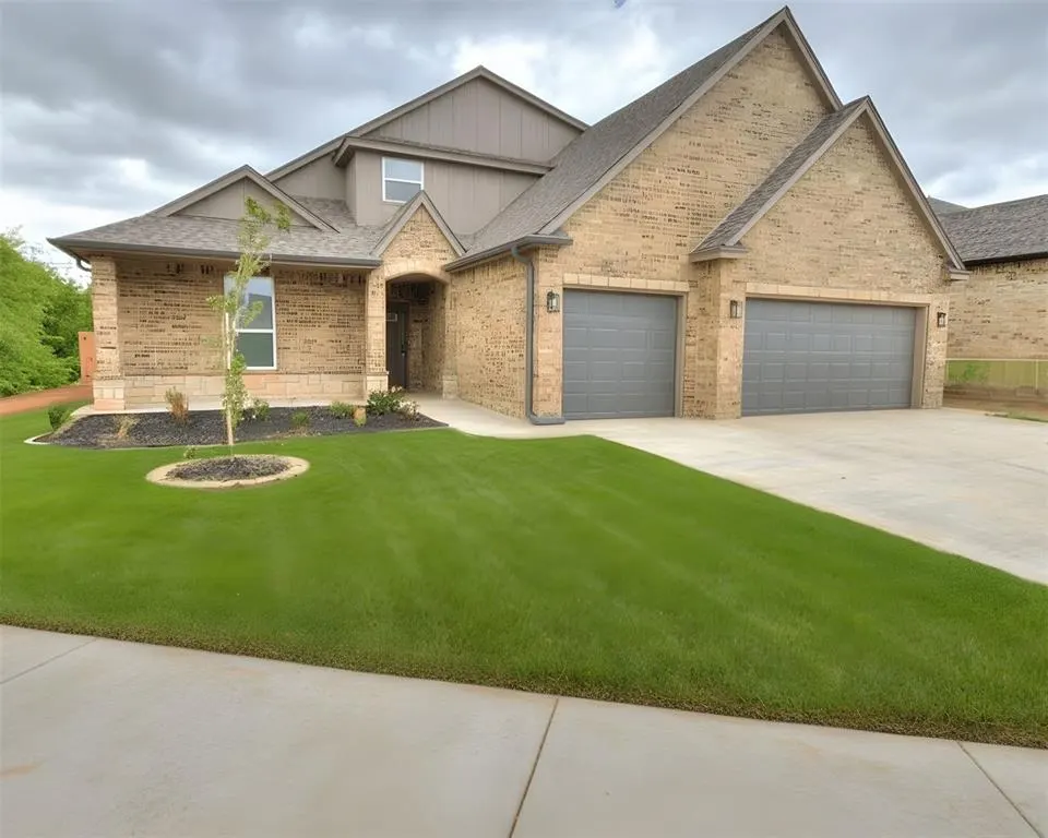 Photo 4 — 14920 Winoma Drive, Oklahoma City, OK 73142