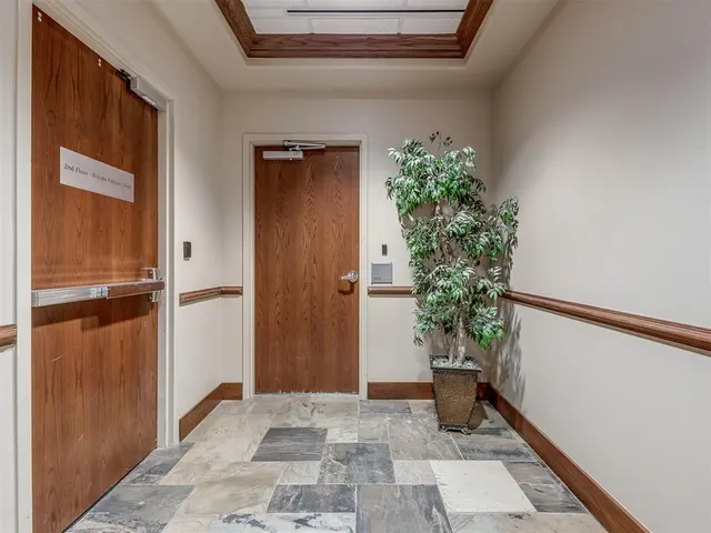 Photo 5 — 3101 W Tecumseh Road 103, Norman, OK 73072