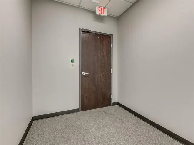 Photo 6 — 3101 W Tecumseh Road 103, Norman, OK 73072