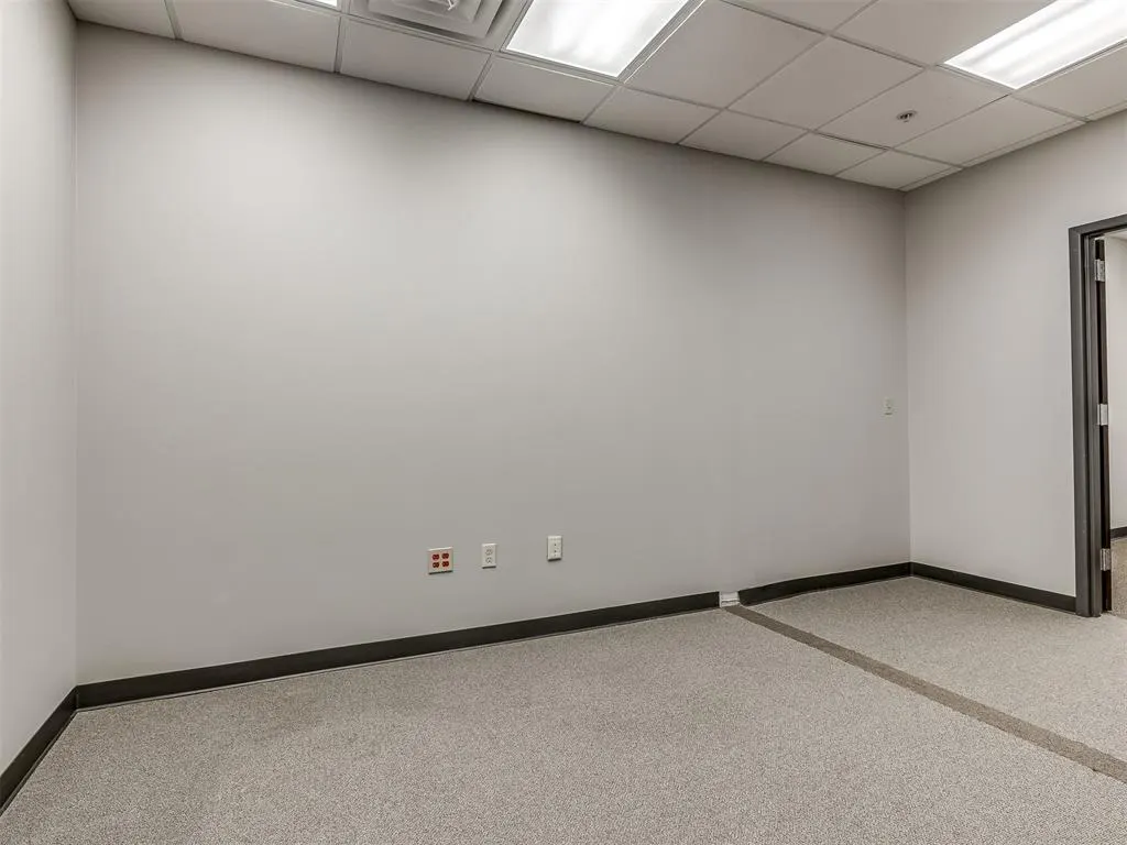 Photo 17 — 3101 W Tecumseh Road 103, Norman, OK 73072