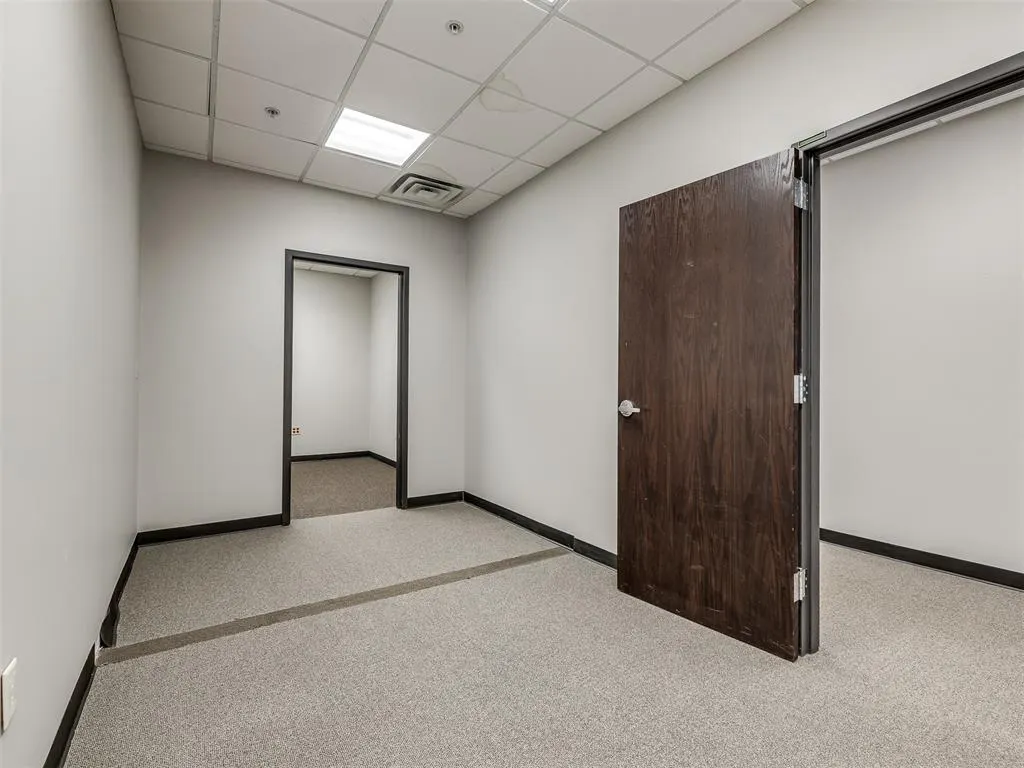 Photo 18 — 3101 W Tecumseh Road 103, Norman, OK 73072