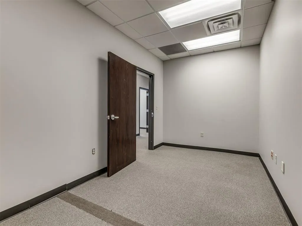 Photo 19 — 3101 W Tecumseh Road 103, Norman, OK 73072