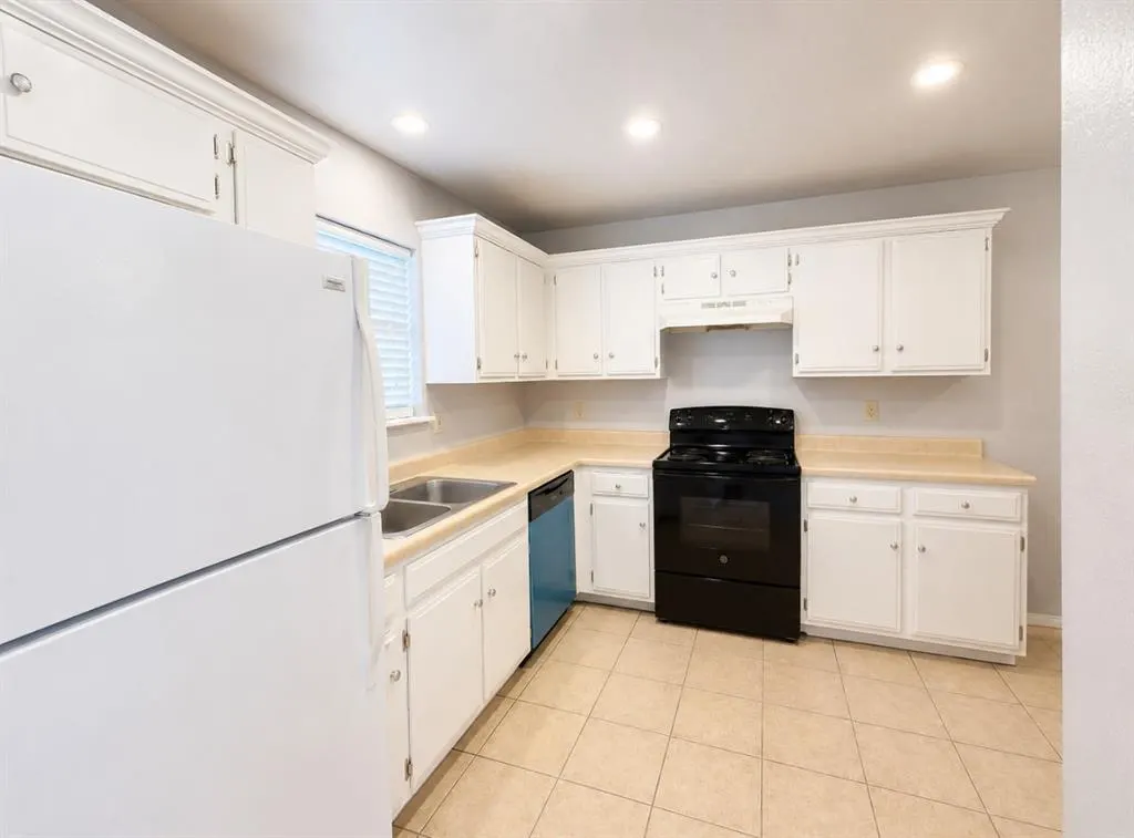 Photo 3 — 8199 NW 23rd Street, Oklahoma City, OK 73127