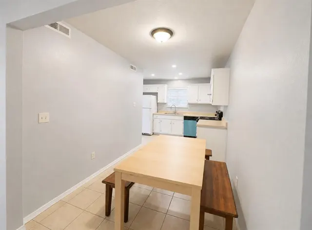 Photo 4 — 8199 NW 23rd Street, Oklahoma City, OK 73127