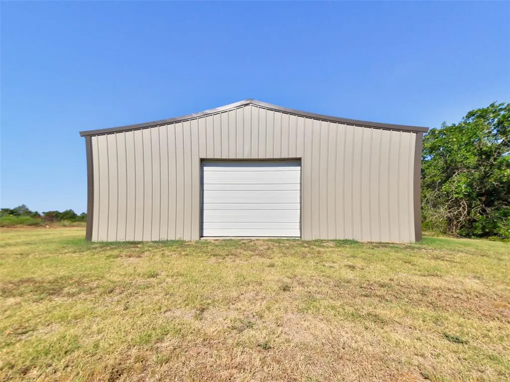 Photo 8 — 11573 Ward Road, Edmond, OK 73034