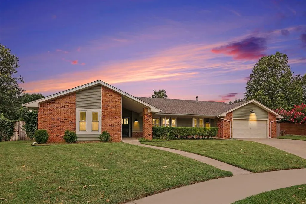 Photo 2 — 4020 Bluestem Circle, Norman, OK 73072