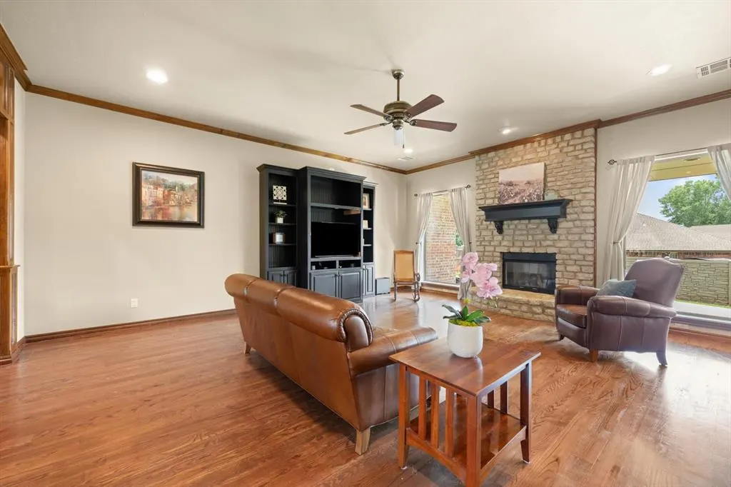 Photo 5 — 1632 Deer Park Drive, Edmond, OK 73003