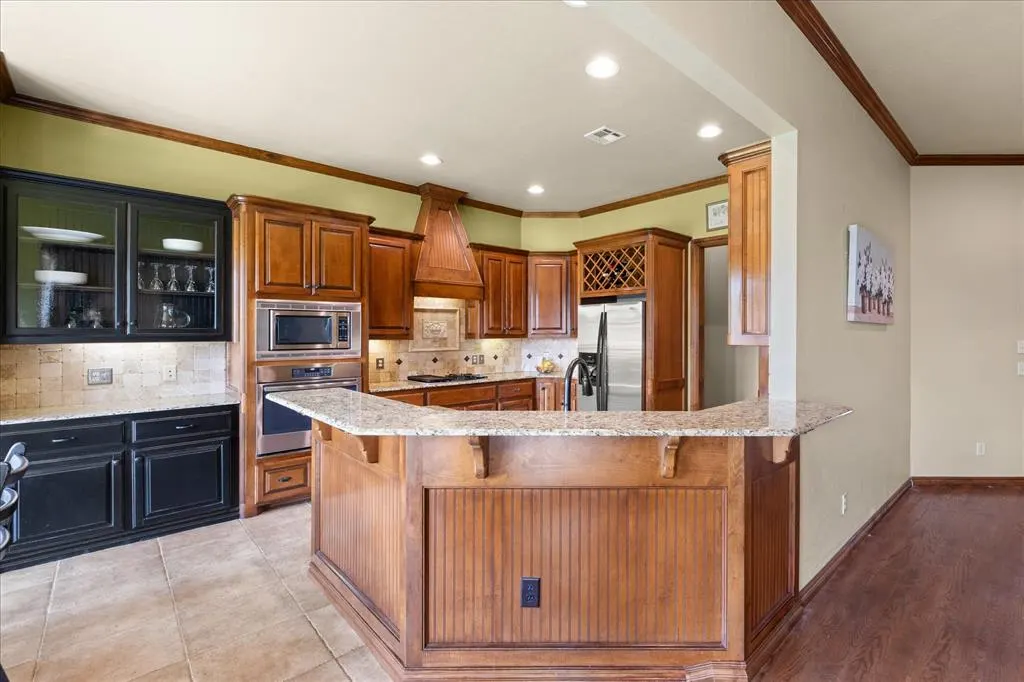 Photo 10 — 1632 Deer Park Drive, Edmond, OK 73003