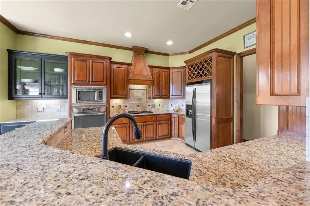 Photo 11 — 1632 Deer Park Drive, Edmond, OK 73003