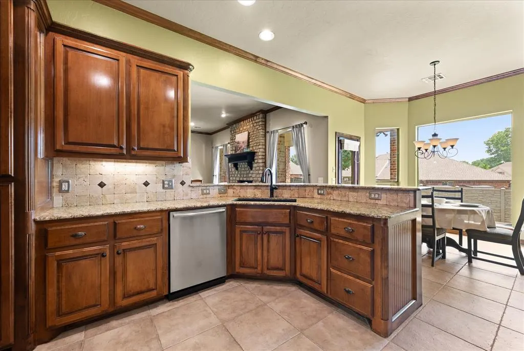 Photo 15 — 1632 Deer Park Drive, Edmond, OK 73003