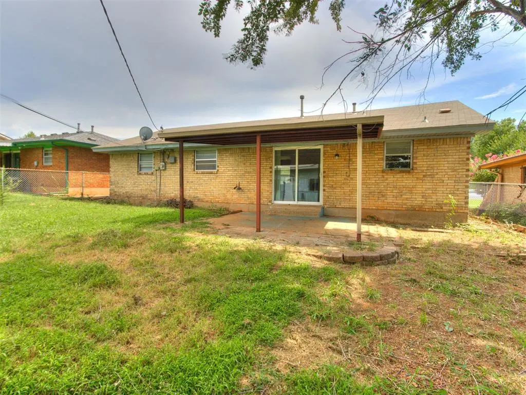 Photo 7 — 1205 E Madison Street, Oklahoma City, OK 73111