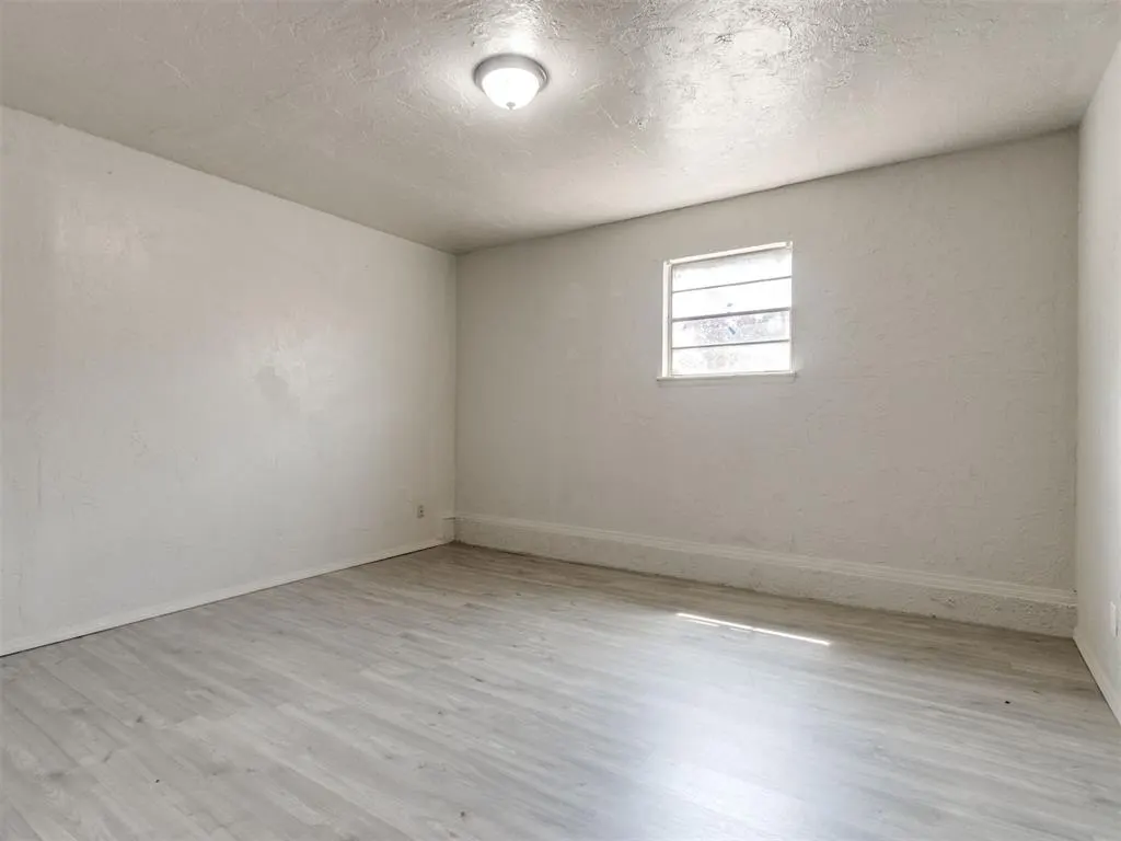 Photo 12 — 1205 E Madison Street, Oklahoma City, OK 73111