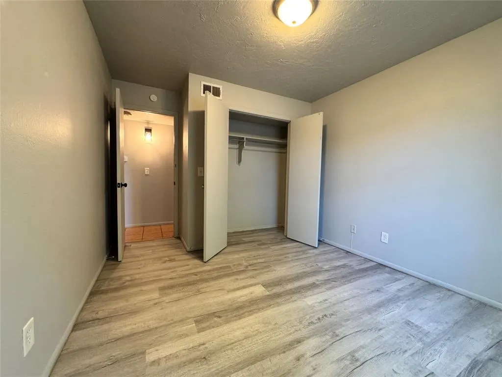 Photo 15 — 7413 Melrose Lane, Oklahoma City, OK 73127