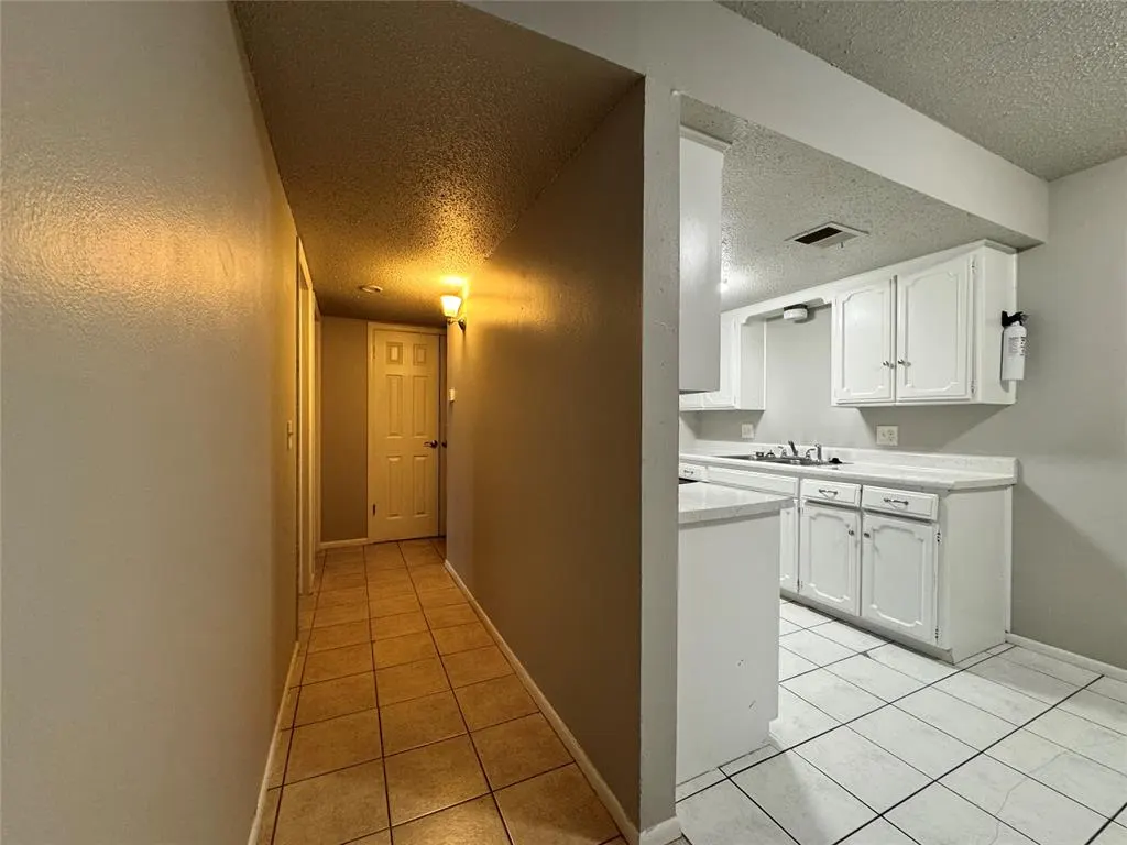 Photo 22 — 7413 Melrose Lane, Oklahoma City, OK 73127