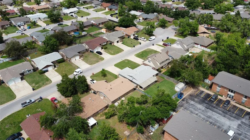 Photo 31 — 7413 Melrose Lane, Oklahoma City, OK 73127
