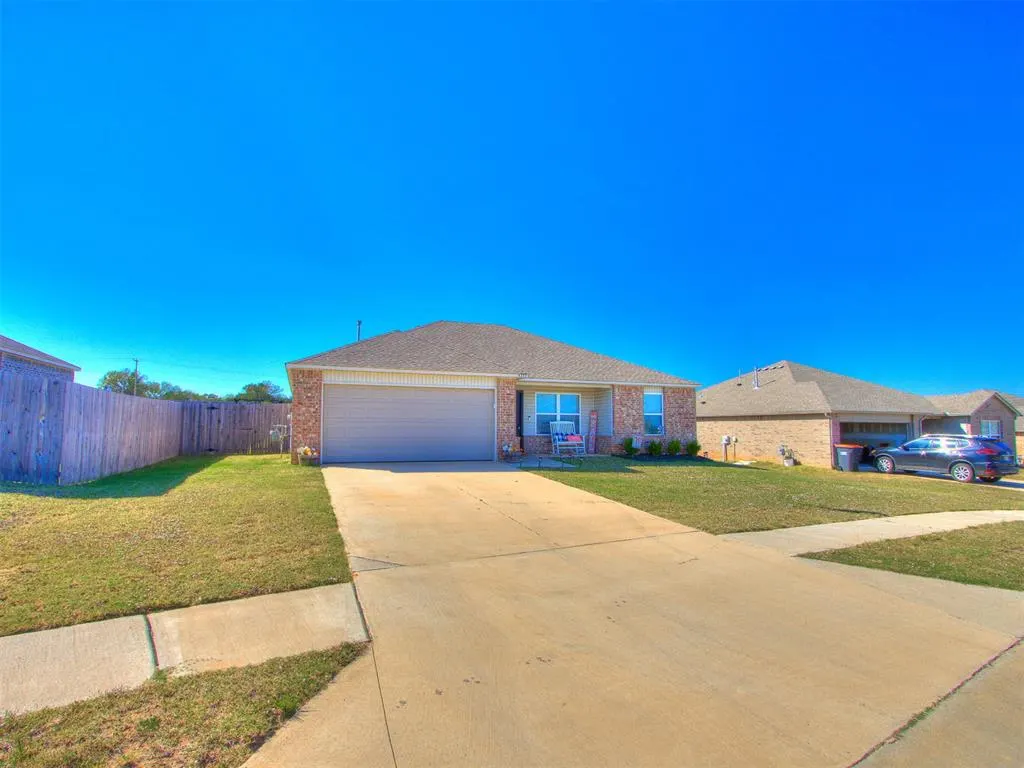 Front exterior — 4353 Winding Brook, Harrah, OK 73045