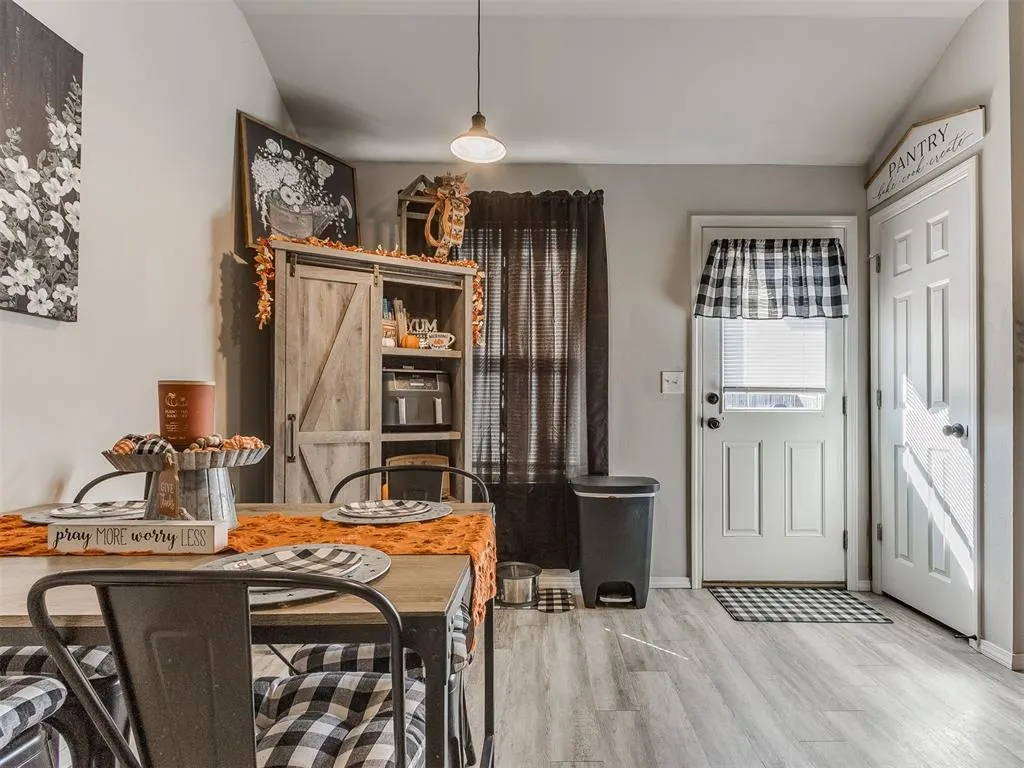Photo 9 — 4353 Winding Brook, Harrah, OK 73045