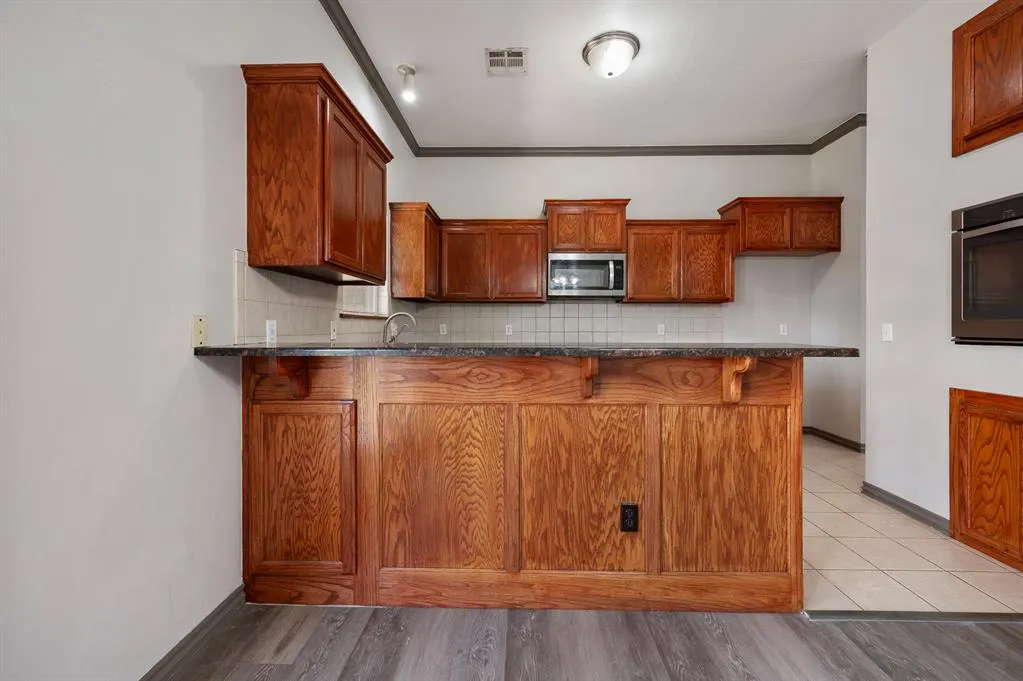 Photo 13 — 909 Greenfield Avenue, Yukon, OK 73099