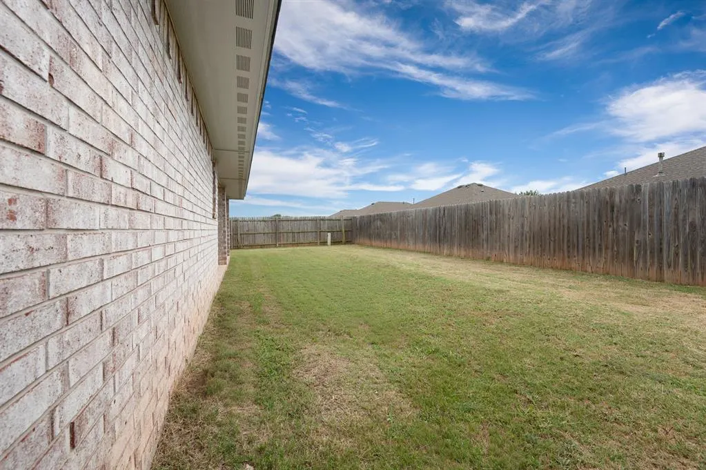 Photo 35 — 909 Greenfield Avenue, Yukon, OK 73099