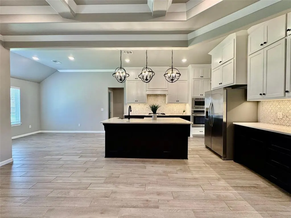 Photo 11 — 633 Texoma Drive, Edmond, OK 73025