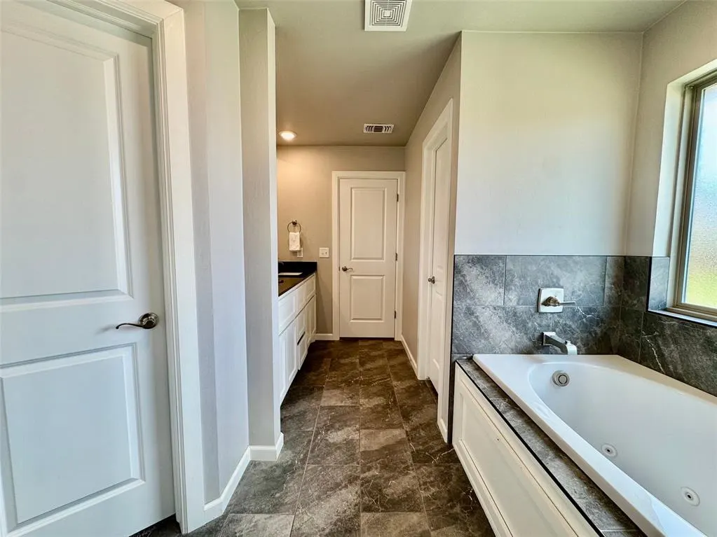 Photo 30 — 633 Texoma Drive, Edmond, OK 73025