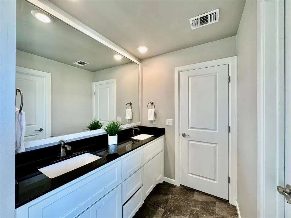 Photo 31 — 633 Texoma Drive, Edmond, OK 73025